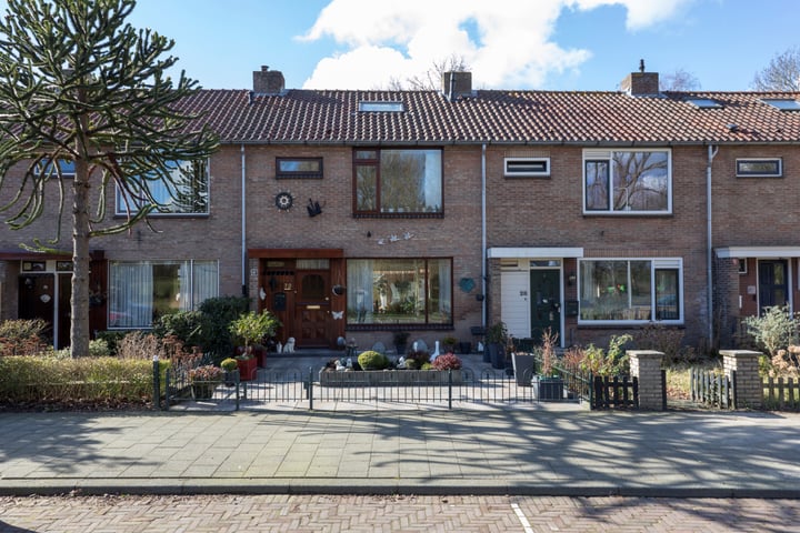 Esdoornlaan 30 in Rozenburg foto