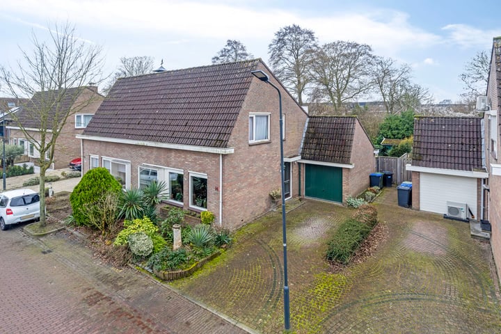 Esdoornstraat 14 in 's-Gravenpolder foto