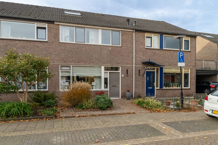 Esdoornstraat 27 in Brakel foto