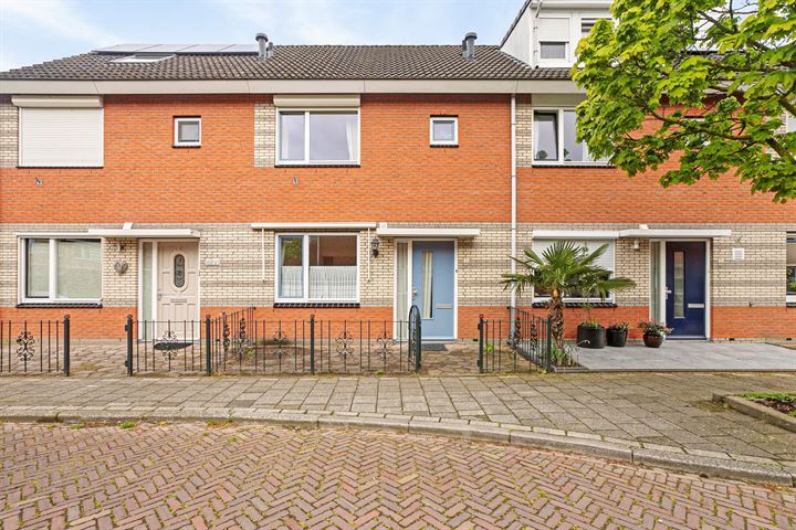 Esdoornstraat 3 in Bunschoten-Spakenburg foto