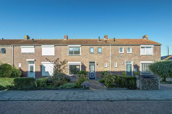 Esdoornstraat 31 in Nieuwerkerk foto
