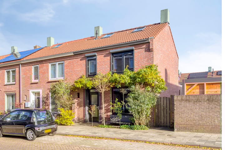 Esdoornstraat 42 in 's-Hertogenbosch foto