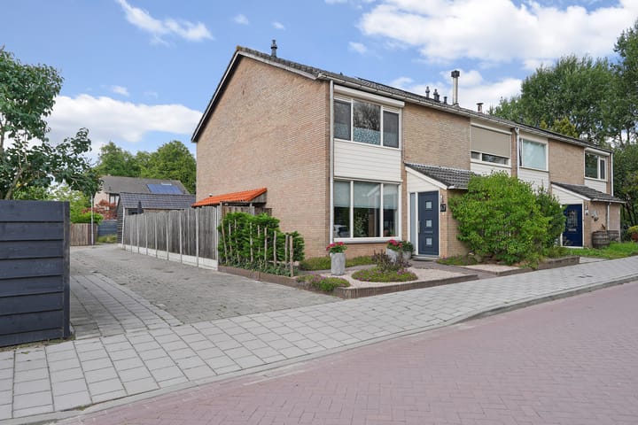 Esdoornstraat 67 in Oost-Souburg foto