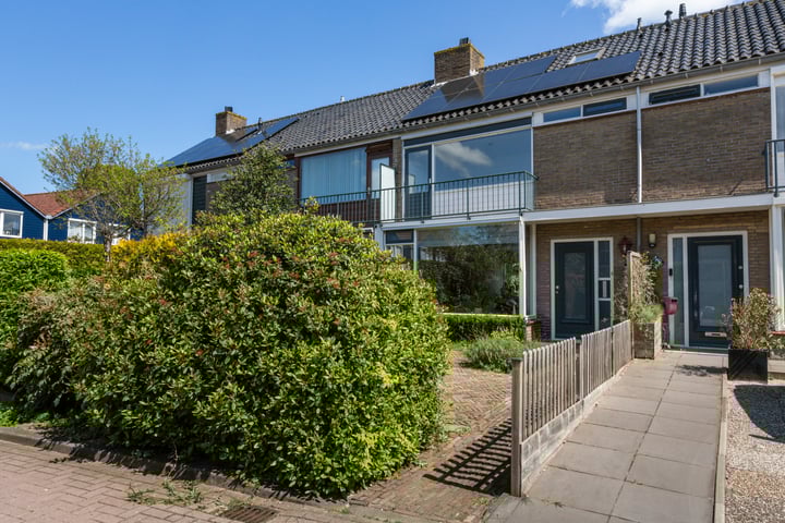 Esdoornstraat 8 in Linschoten foto