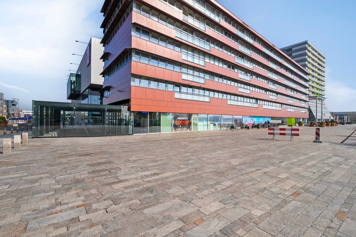 Esplanade 11 in Almere foto