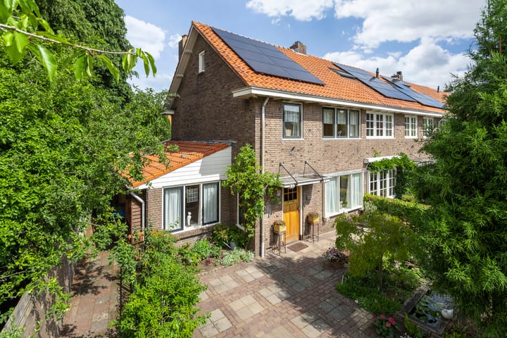 Esschestraat 76 in Vught