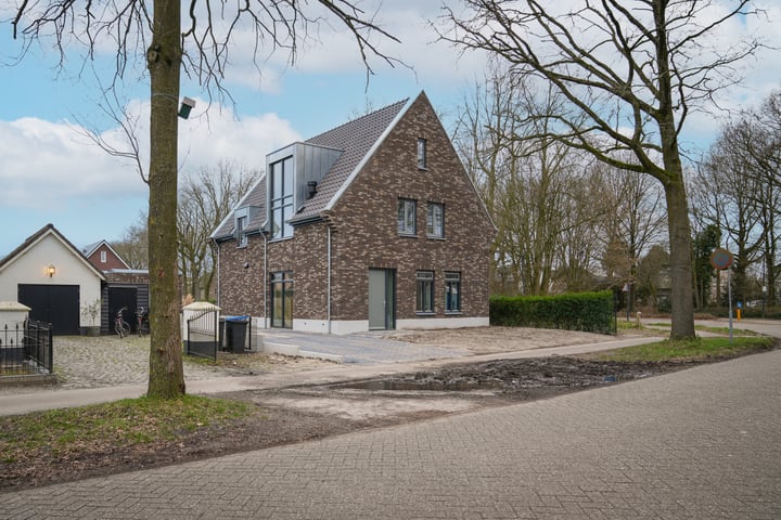 Esscheweg 266 in Vught foto