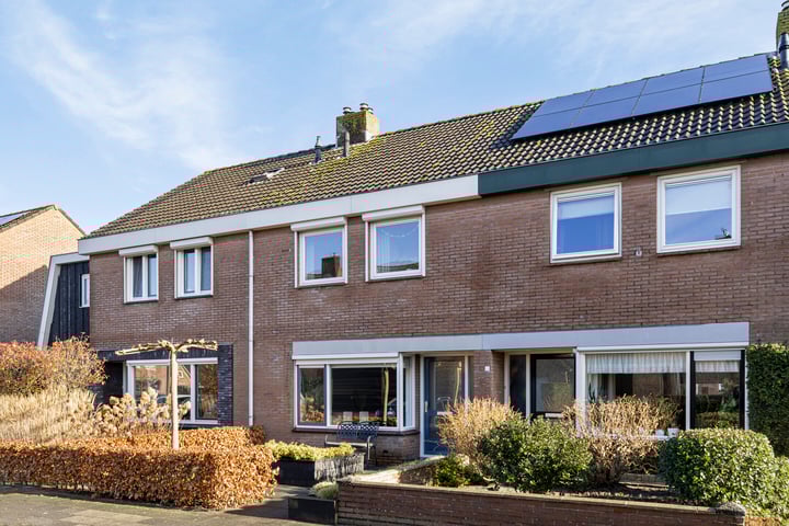 Essenakker 6 in Oosterwolde Gld foto