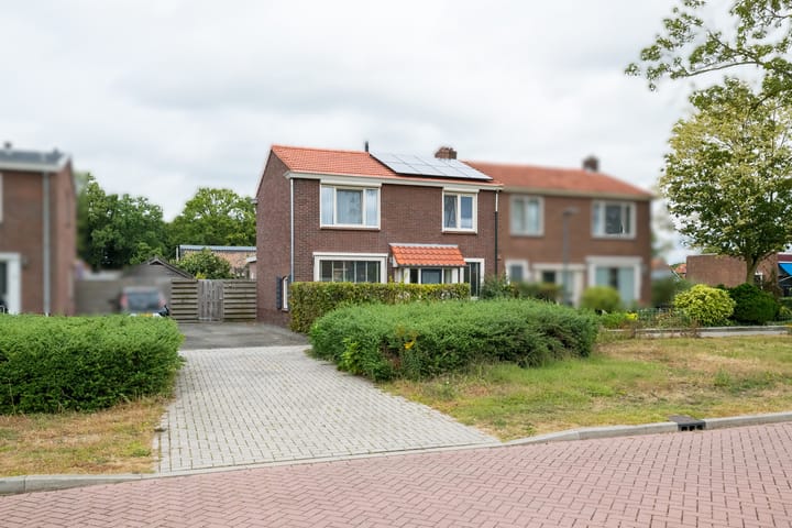 Essenkampstraat 12 in Varsseveld foto