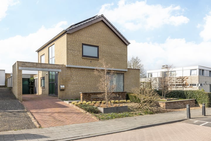 Essenstraat 12 in Brunssum