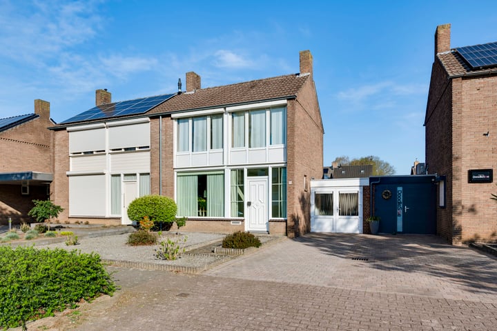Europastraat 15 in Heel foto