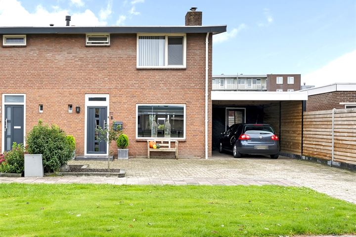 Evenaar 22 in Klazienaveen foto