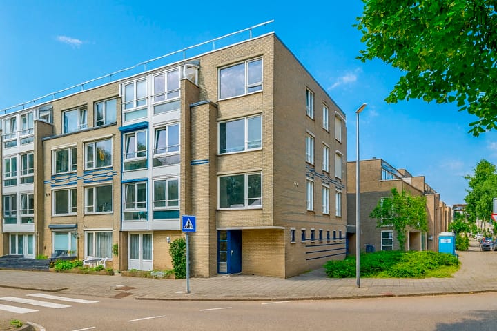 Evenaar 99 in Alphen aan den Rijn foto