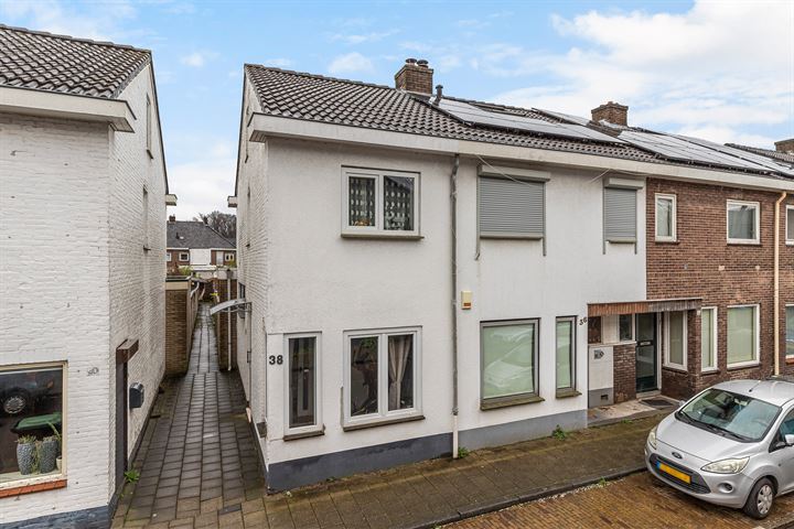 Everhardt van der Marckstraat 38 in Enschede foto
