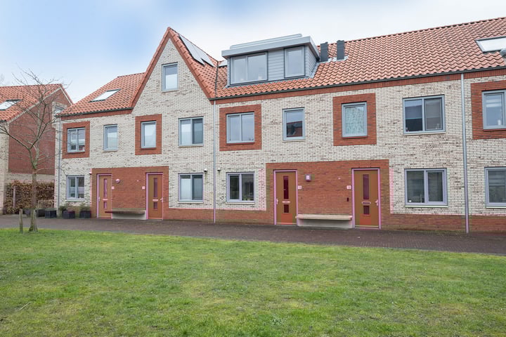 Ewijkplantsoen 15 in Hoofddorp foto