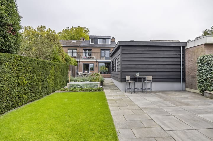 F.A. van Hallstraat 2 in Hei- en Boeicop