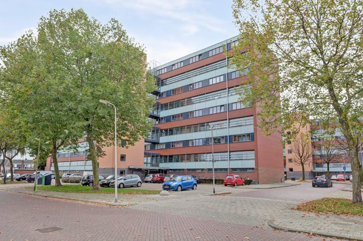 F. Zernikestraat 123 in Hengelo foto