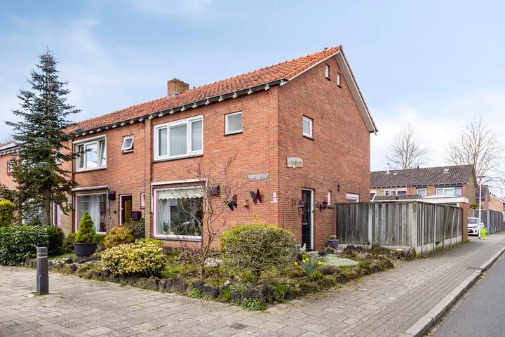 Fabritiusstraat 15 in Oldenzaal foto