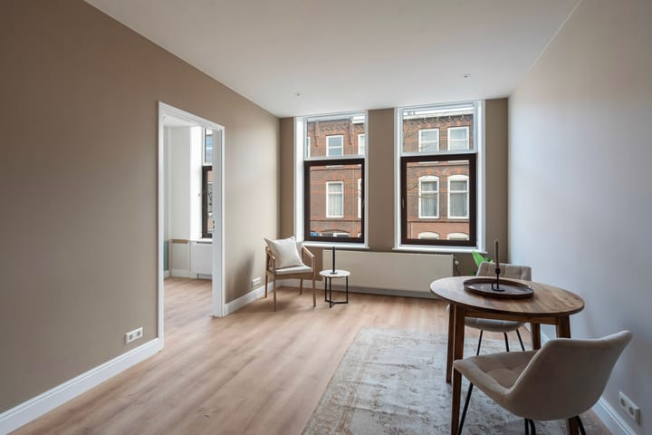 Fahrenheitstraat 100 in 's-Gravenhage