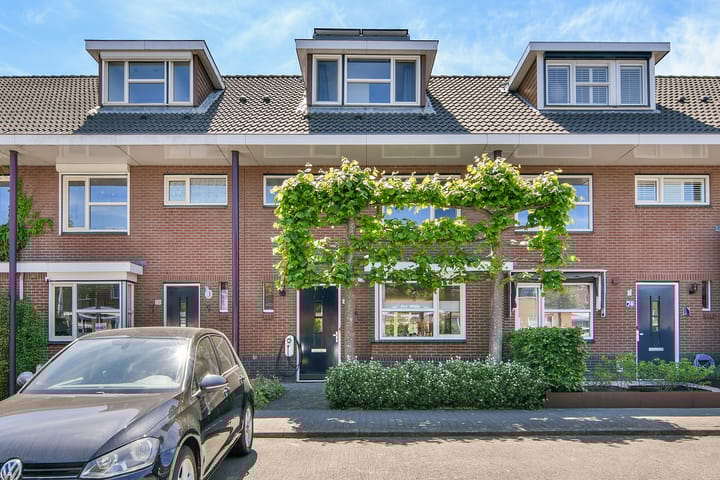 Faustlaan 72 in Nieuw-Vennep foto
