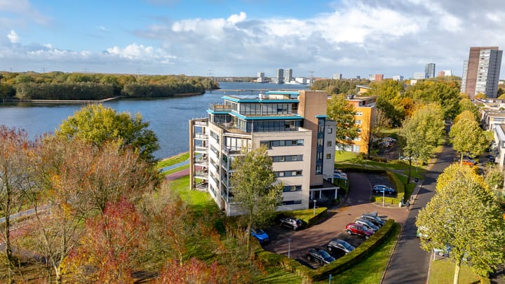 Fellinilaan 306 in Almere foto