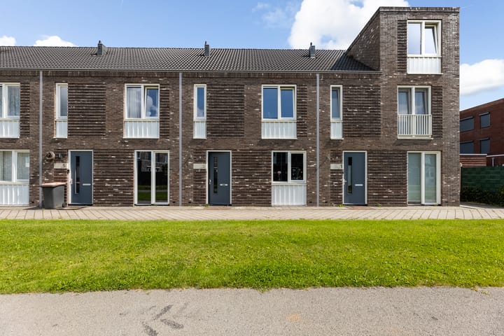 Ferdinand Boersmastraat 3 in Hengelo foto