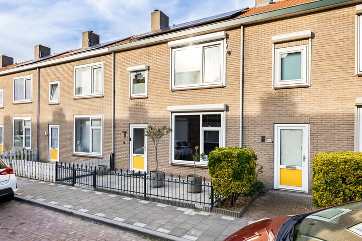 Ferdinand Bollaan 9 in Vlissingen foto