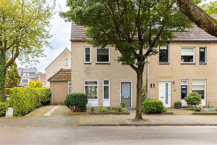 Ferdinand Bolstraat 44 in Ede foto