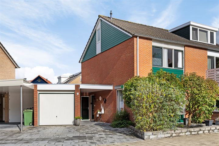 Fie Carelsenstraat 9 in Hengelo foto