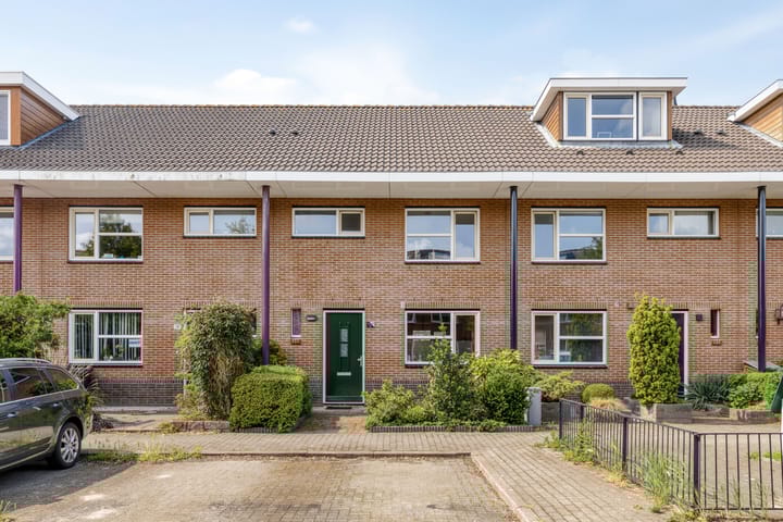 Figarolaan 16 in Nieuw-Vennep foto