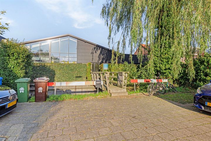 Filips van Bourgondiëstraat 44A in Alphen aan den Rijn foto