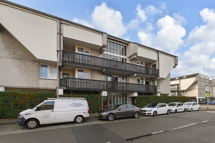 Filomeentje erf 106 in Capelle aan den IJssel foto