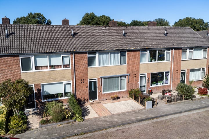Finnekamp 17 in Bakkeveen