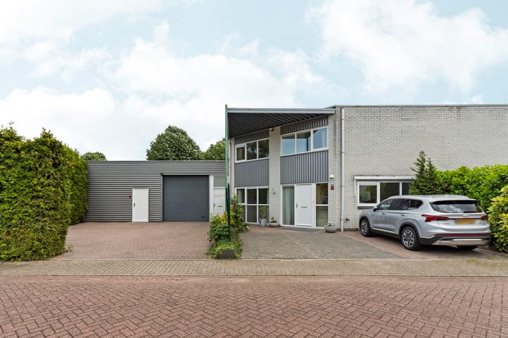 Fioringrasstraat 3 in Almere foto