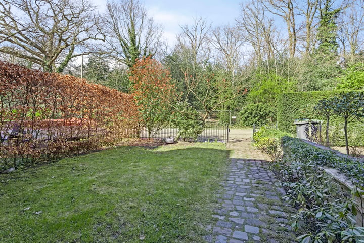 Flevolaan 6 in Muiderberg