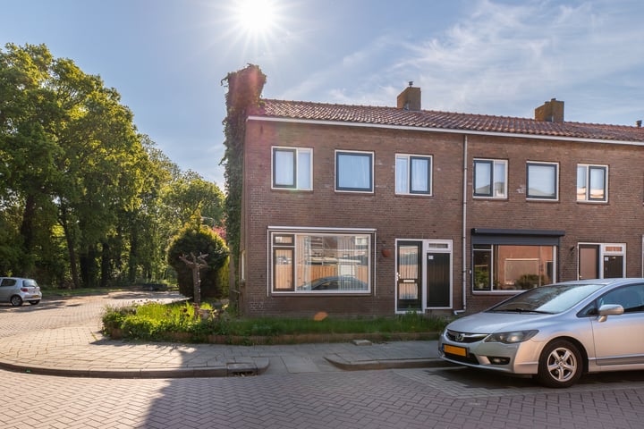 Flevostraat 24 in Urk