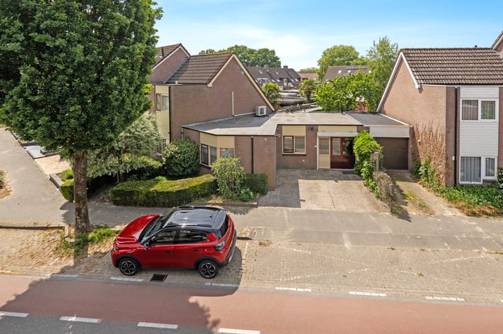 Flintdijk 140 in Roosendaal foto