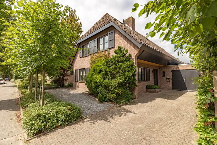 Flintdijk 208 in Roosendaal