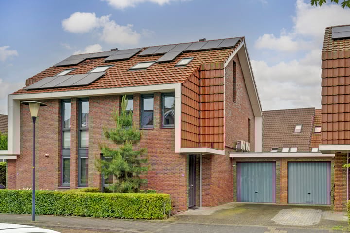 Floralaan 29 in Elst