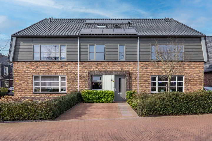 Floris V Dreef 15a in Blaricum