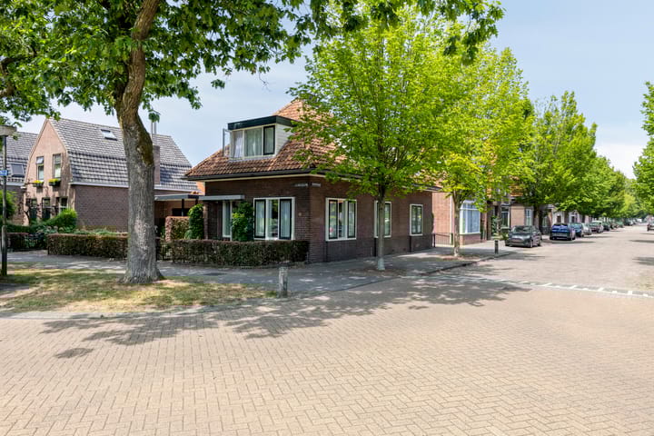 Floris V-laan 27 in Waalwijk