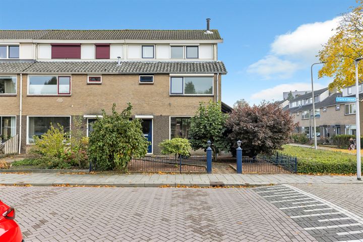 Floris V straat 30 in Kampen foto