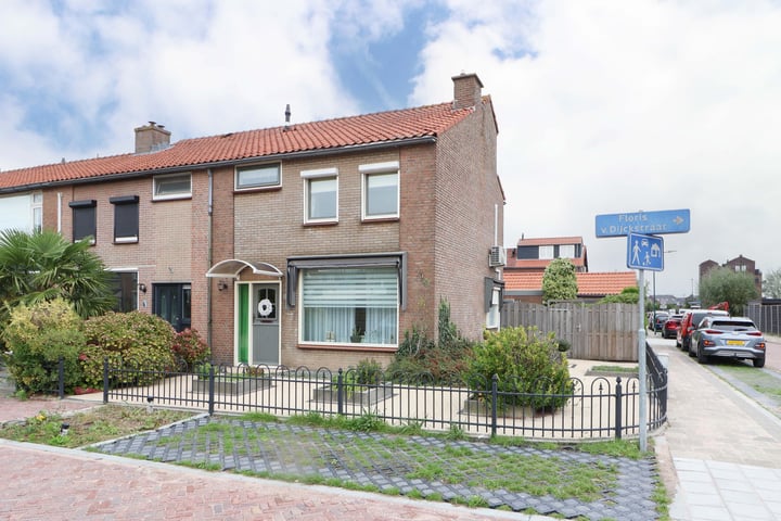 Floris van Dijckstraat 13 in Bunschoten-Spakenburg foto