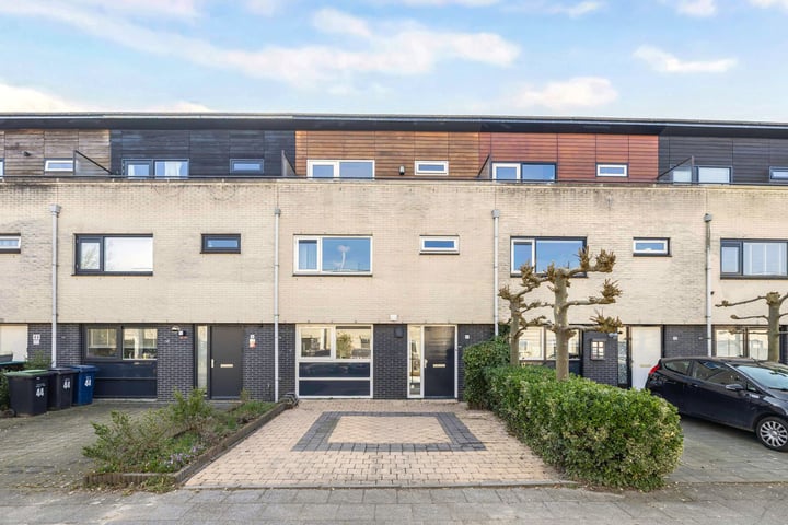 Floris Versterstraat 42 in Almere foto