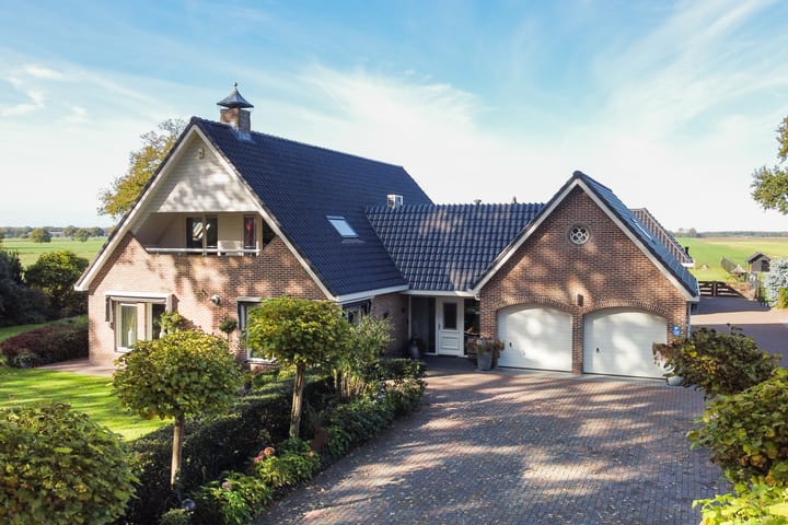 Fluitenbergseweg 50 in Fluitenberg foto