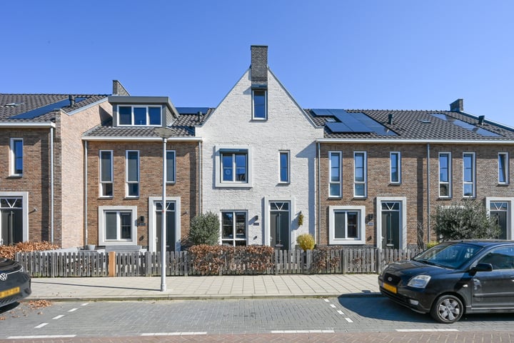 Fluwijn 109 in 's-Gravenzande foto