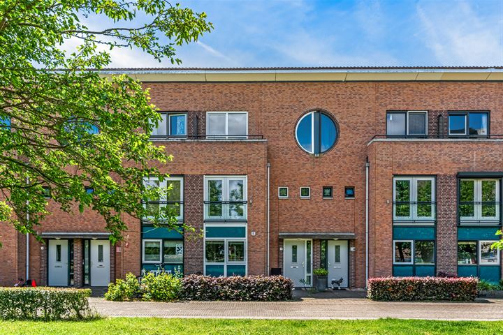 Fonteinwater 8 in Houten foto
