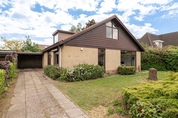 Françoise de Lanoistraat 8 in Buren