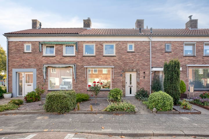 Frankenlaan 6 in Prinsenbeek foto