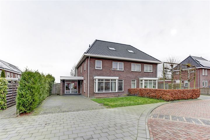 Franklinhage 1 in Emmeloord foto